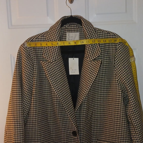 A New Day Black and Cream Houndstooth Coat - Picture 5 of 9